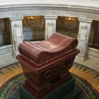 invalides tomb of napoleon with his beautiful casket
