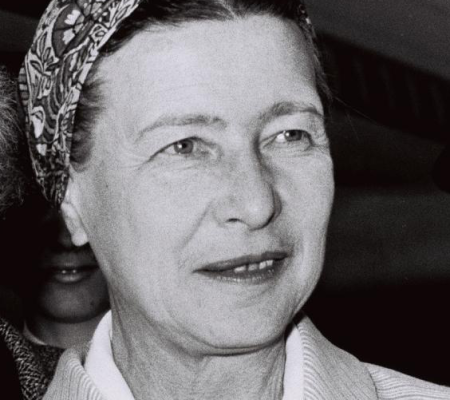 Simone de Beauvoir indépendant woman of Saint germain des près